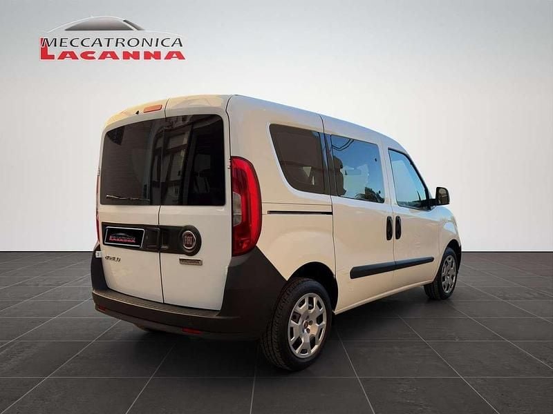 Usata Fiat Doblò 95 CV (69 kW) 2019 Bianco Monovolume