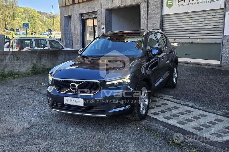 Usata Volvo XC40 Momentum 150 CV (110 kW) 2020 Blu SUV