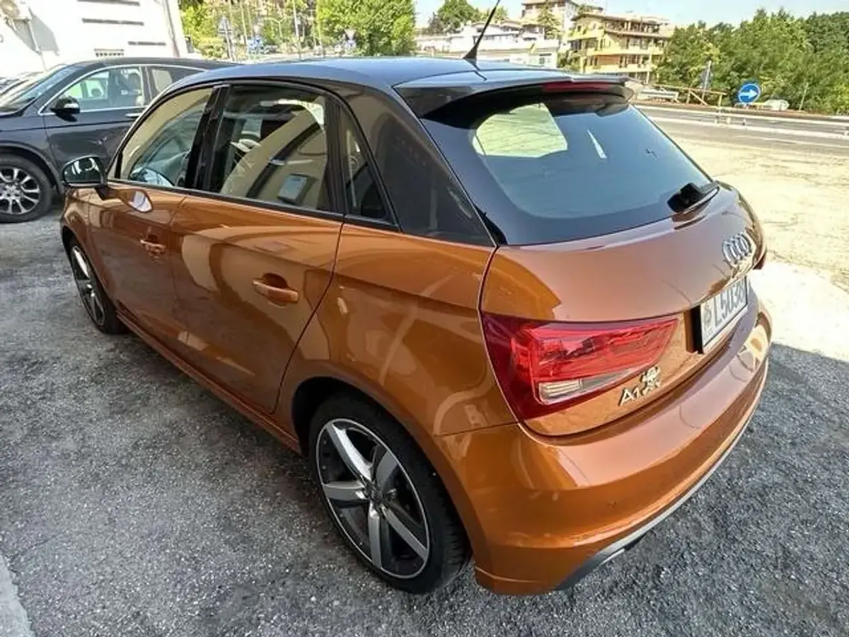 Usata Audi A1 Sportback S-Line 90 CV (66 kW) 2014 Arancione Utilitaria