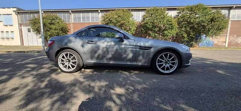 Usata Mercedes SLK200 184 CV (135 kW) 2011 Cabrio