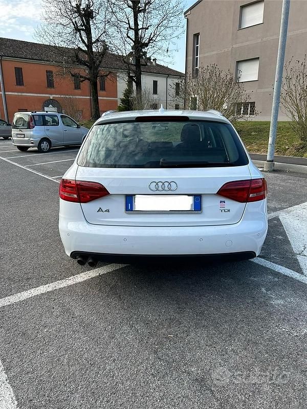 Usata Audi A4 Ambiente 143 CV (105 kW) 2010 Bianco Station wagon