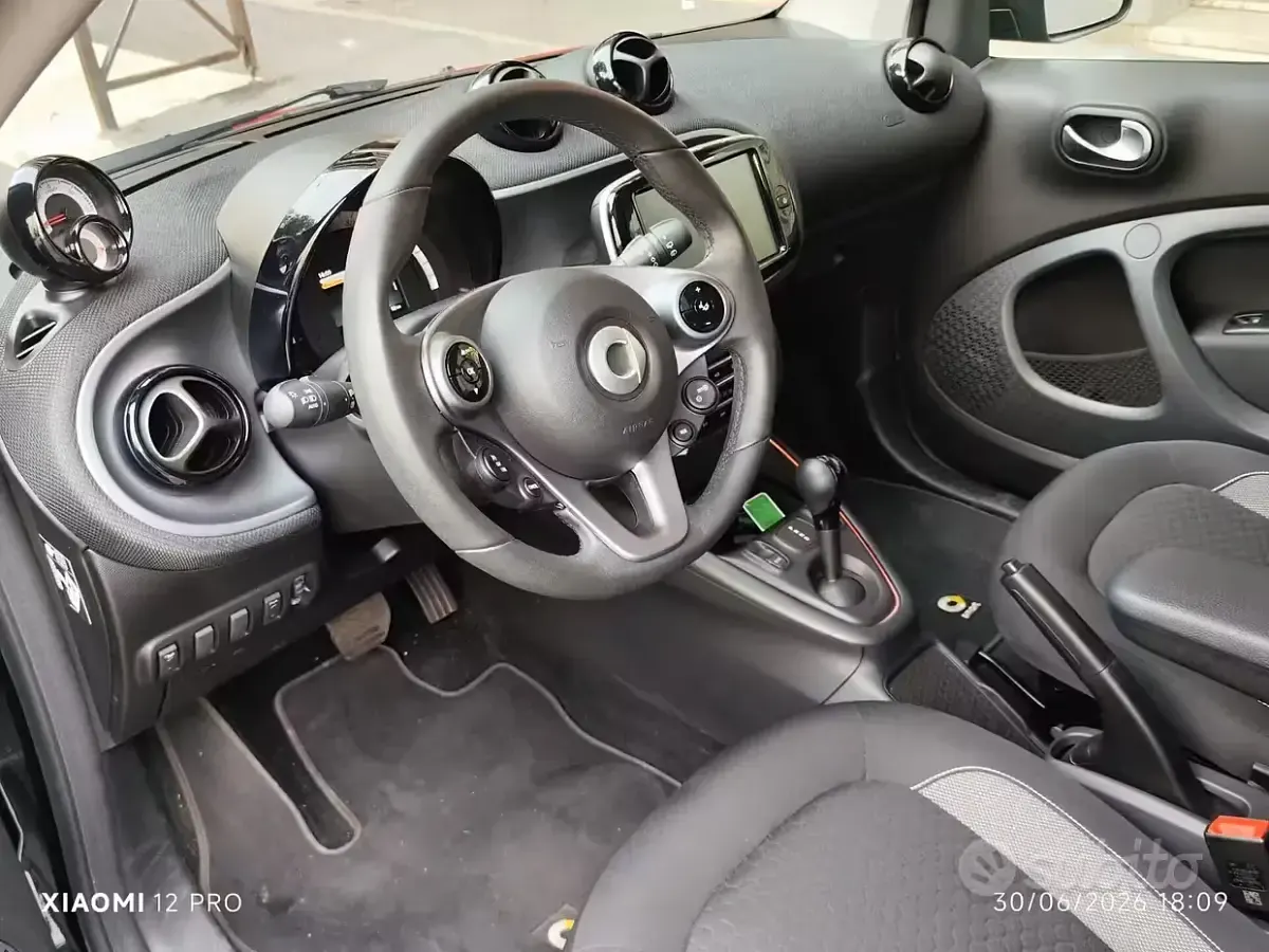 Usata Smart ForTwo Electric Drive Passion 41 kW (56 CV) 2023 Rosso Berlina