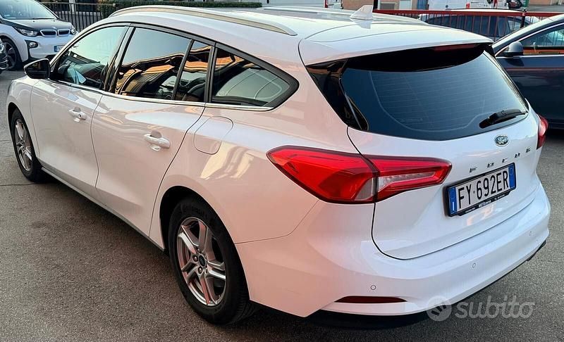 Usata Ford Focus ST-Line 120 CV (88 kW) 2019 Bianco Station wagon