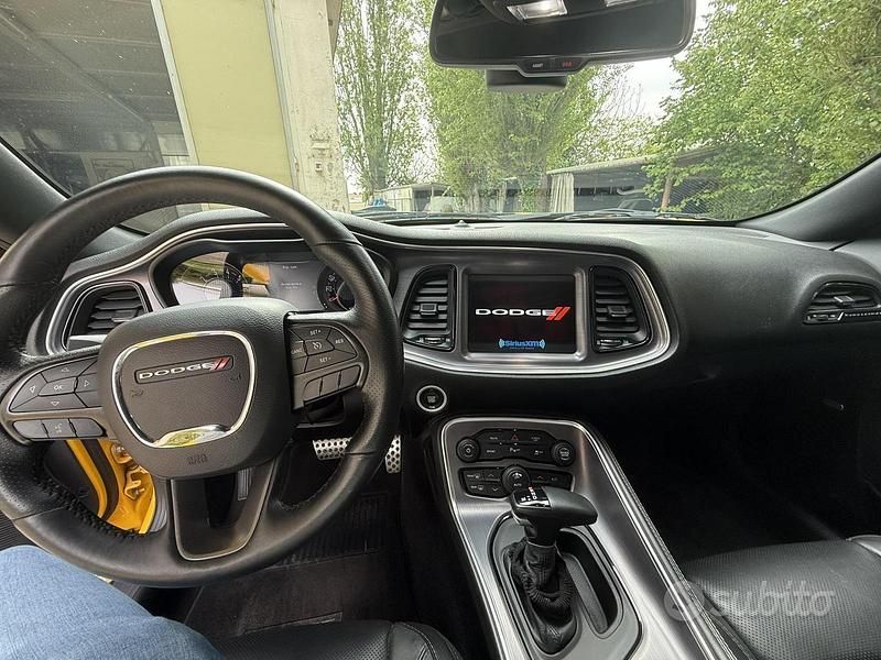 Usata Dodge Challenger 2017 Giallo Coupé