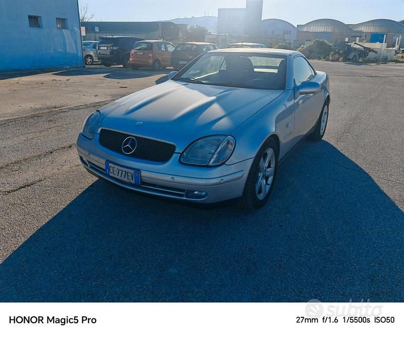 Usata Mercedes SLK200 192 CV (141 kW) 1998 Grigio Cabrio