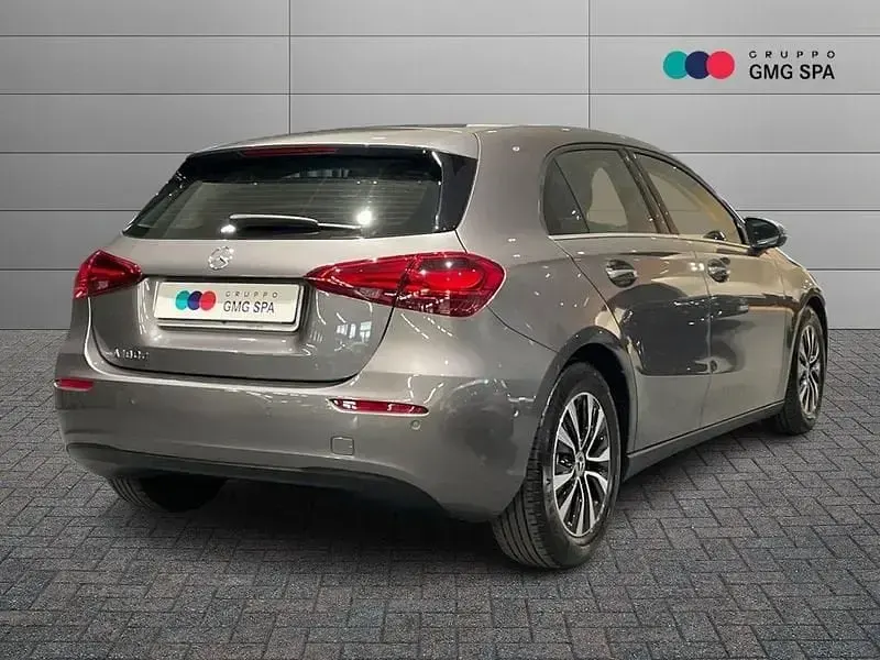 Usata Mercedes A180 Advanced 116 CV (85 kW) 2025 Grigio Utilitaria
