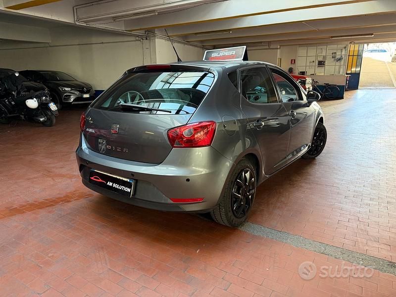 Usata Seat Ibiza 69 CV (50 kW) 2013 Grigio Berlina
