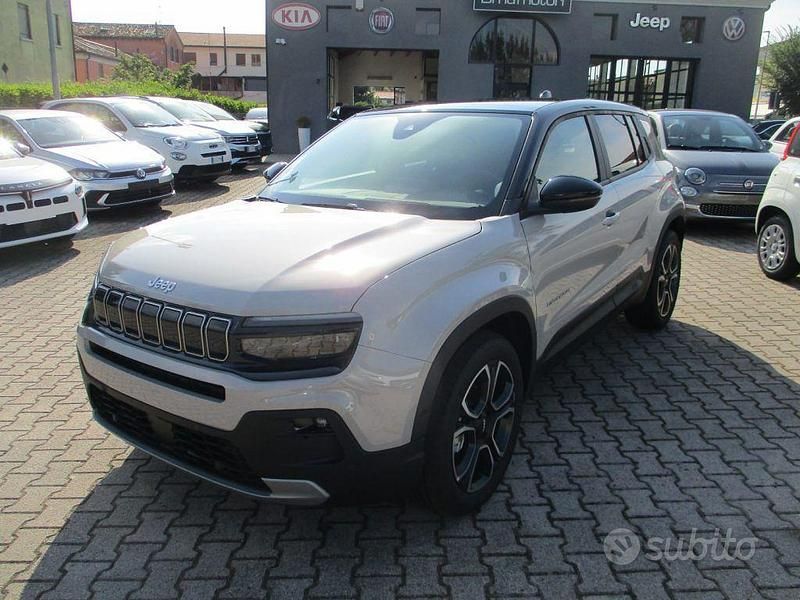 Nuova Jeep Avenger Summit 101 CV (74 kW) 2025 Beige SUV