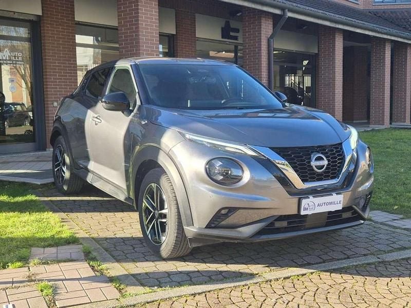 Usata Nissan Juke N-Connecta 114 CV (83 kW) 2024 Grigio SUV