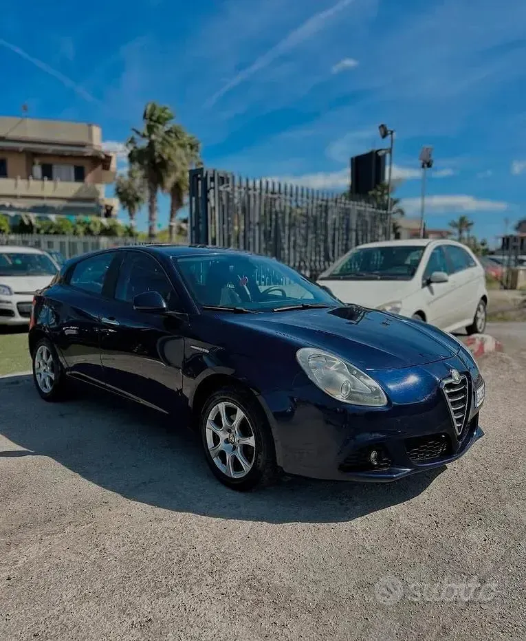 Usata Alfa Romeo Giulietta Distinctive 105 CV (77 kW) 2012 Utilitaria