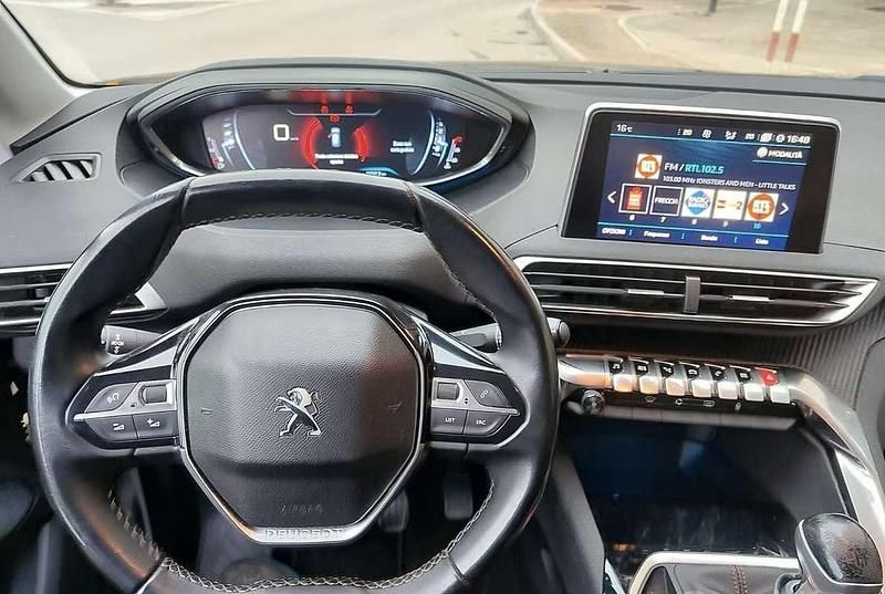 Usata Peugeot 3008 Business-Line 120 CV (88 kW) 2018 Nero SUV