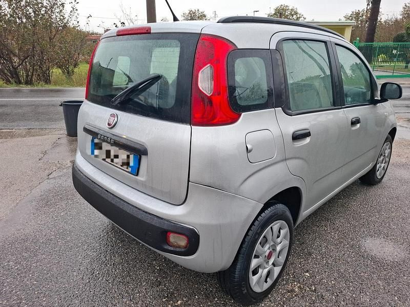 Usata Fiat Panda Easy 69 CV (50 kW) 2013 Argento Berlina