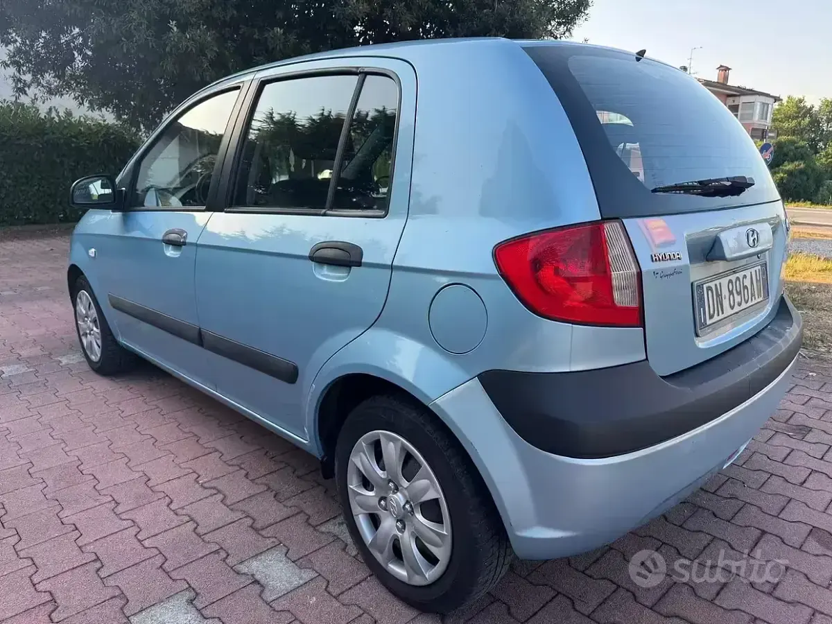 Usata Hyundai Getz Style 66 CV (48 kW) 2008 Blu Utilitaria