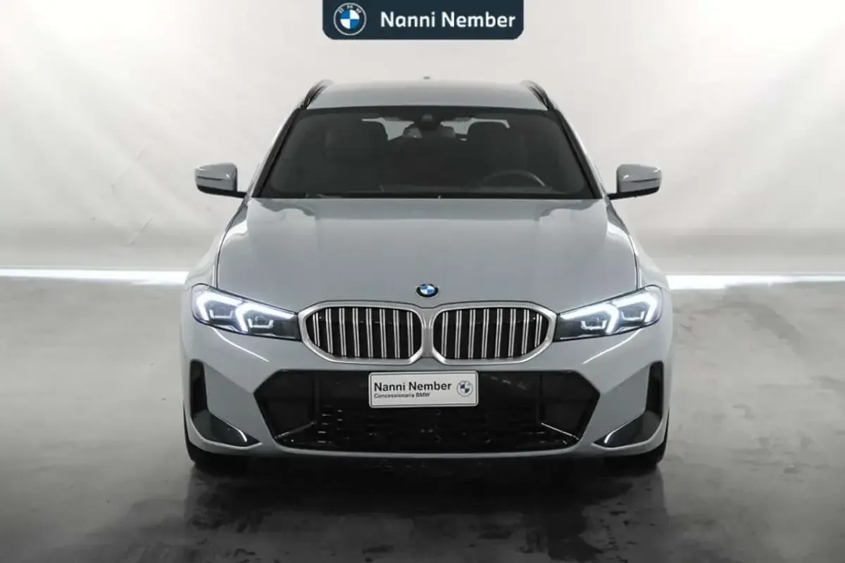 Usata BMW 318 M Sport 150 CV (110 kW) 2025 Brooklyn grey metallic Station wagon
