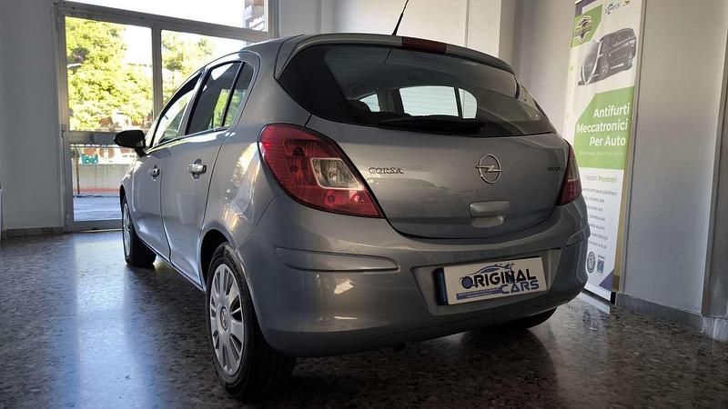 Usata Opel Corsa Club 75 CV (55 kW) 2009 Blu/azzurro Utilitaria