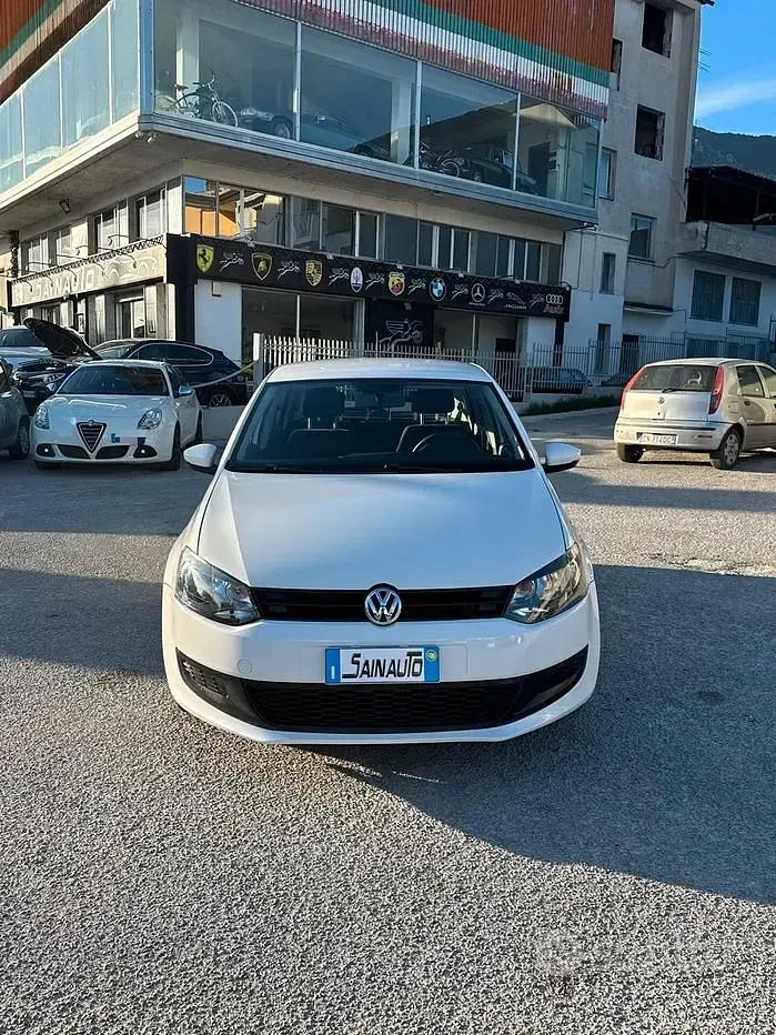 Usata VW Polo Sound 75 CV (55 kW) 2013 Bianco Utilitaria