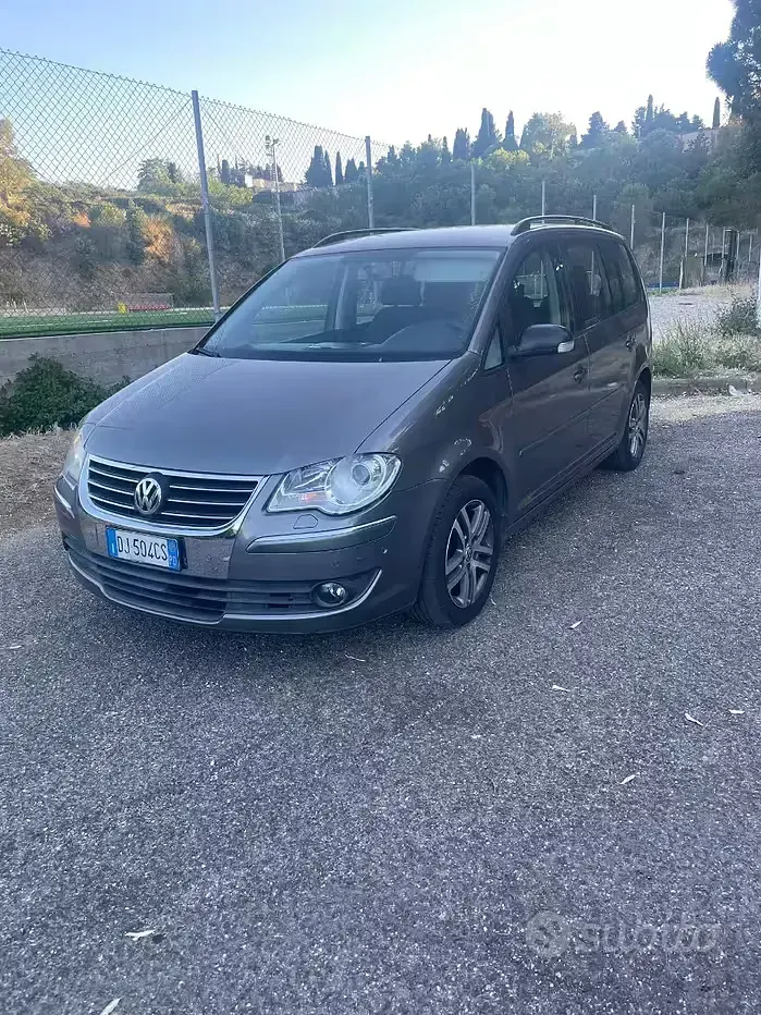 Usata VW Touran Trendline 105 CV (77 kW) 2007 Grigio Monovolume