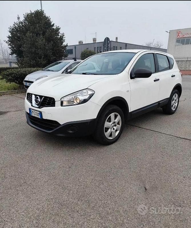 Usata Nissan Qashqai 106 CV (77 kW) 2013 Bianco SUV
