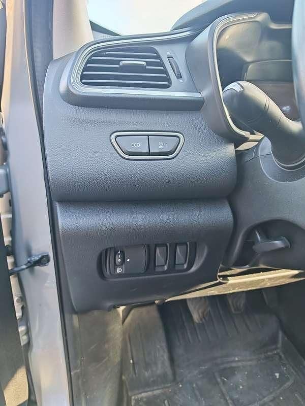 Usata Renault Kadjar 140 CV (102 kW) 2019 Argento SUV