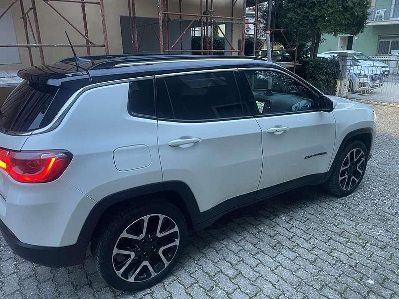 Usata Jeep Compass Limited 140 CV (102 kW) 2019 SUV