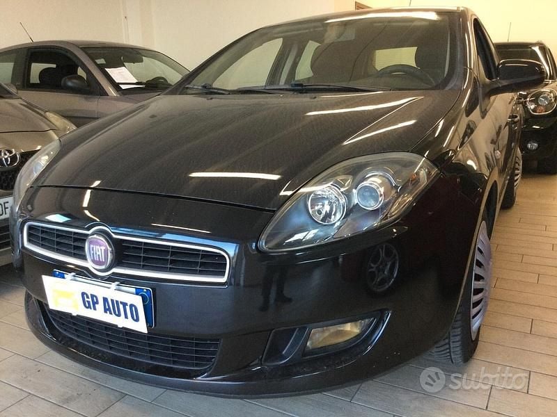 Other Usata 2010 Fiat Bravo Dynamic Due volumi | 4499 € (Cara) - Immagine 1/4