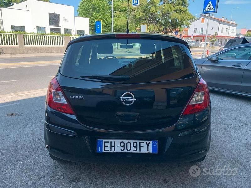 Occasion Opel Corsa 86 ch (63 kW) 2011 Noir Citadine