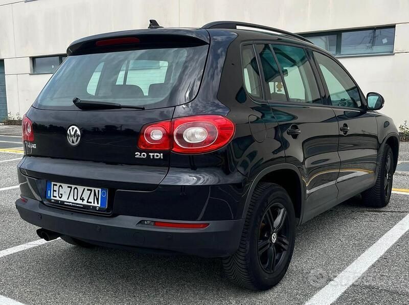Usata VW Tiguan 140 CV (102 kW) 2011 Nero SUV