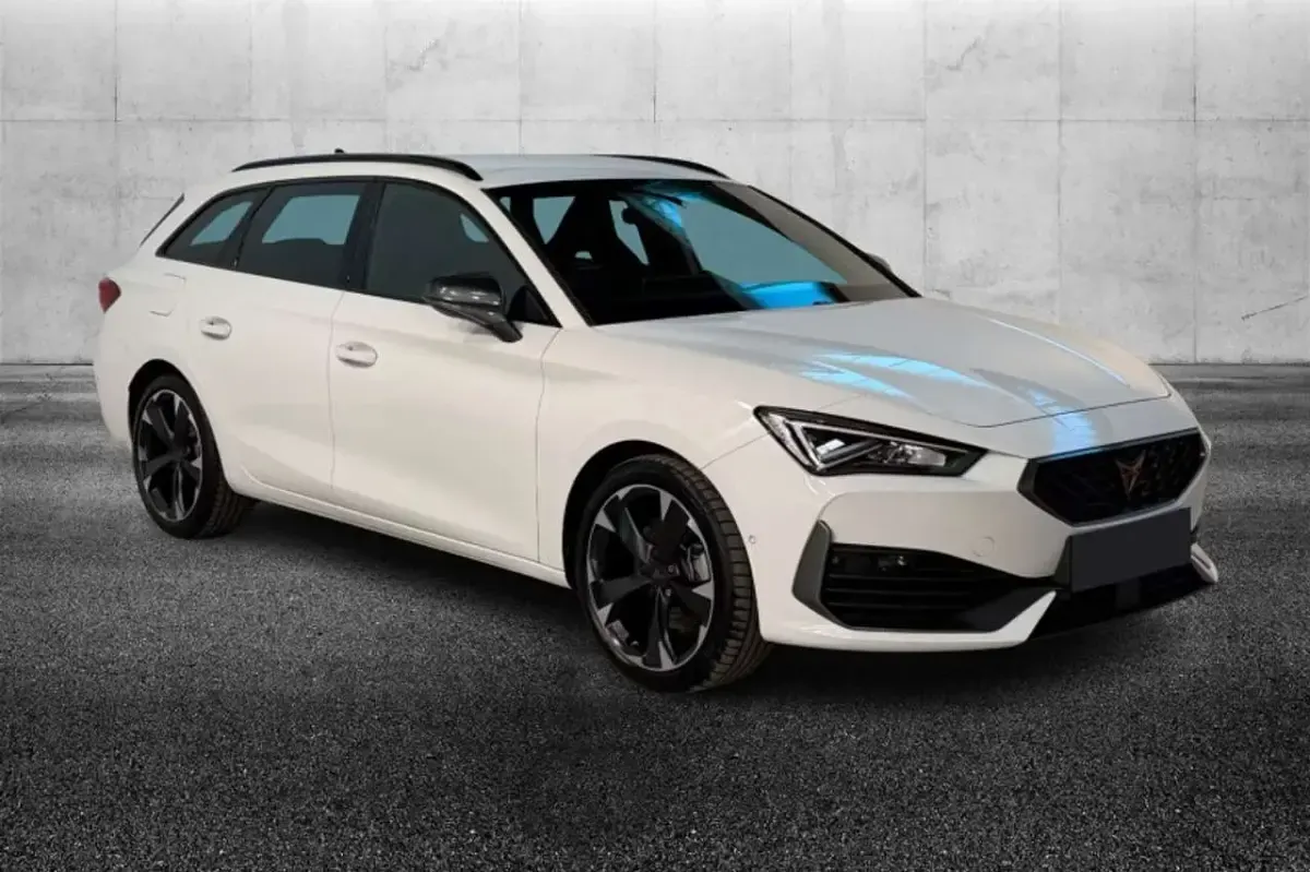 Usata Cupra Leon 204 CV (150 kW) 2022 Bianco Berlina