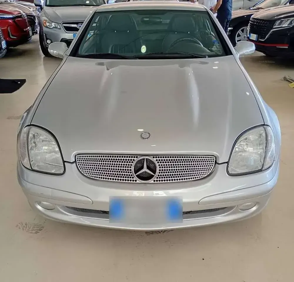 Usata Mercedes SLK200 163 CV (119 kW) 2003 Argento Cabrio