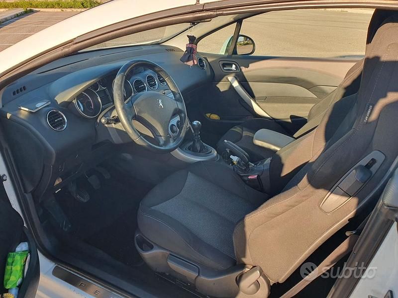 Usata Peugeot 308 CC 112 CV (82 kW) 2011 Bianco Cabrio