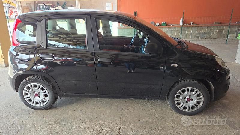 Usata Fiat Panda 69 CV (50 kW) 2016 Nero Utilitaria