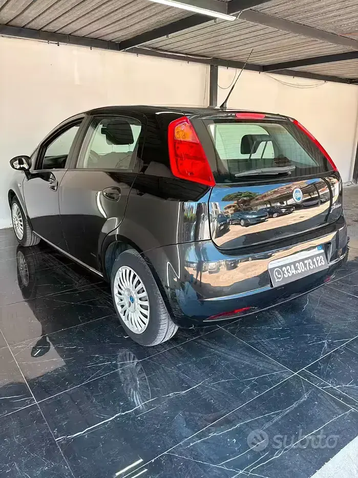 Usata Fiat Grande Punto 77 CV (56 kW) 2009 Nero Utilitaria