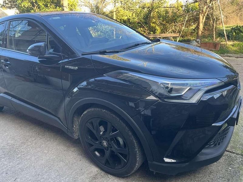 Usata Toyota C-HR Lounge 98 CV (72 kW) 2018 SUV