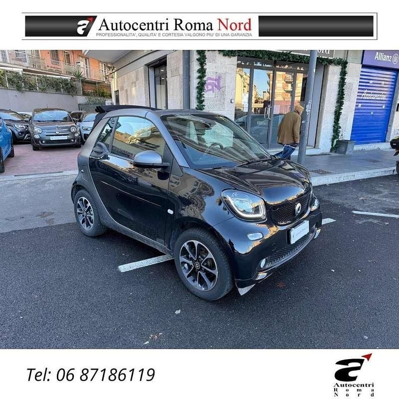 Nero Usata 2017 Smart ForTwo Cabrio Passion Cabrio | 15.900 € (Buon prezzo) - Immagine 1/4