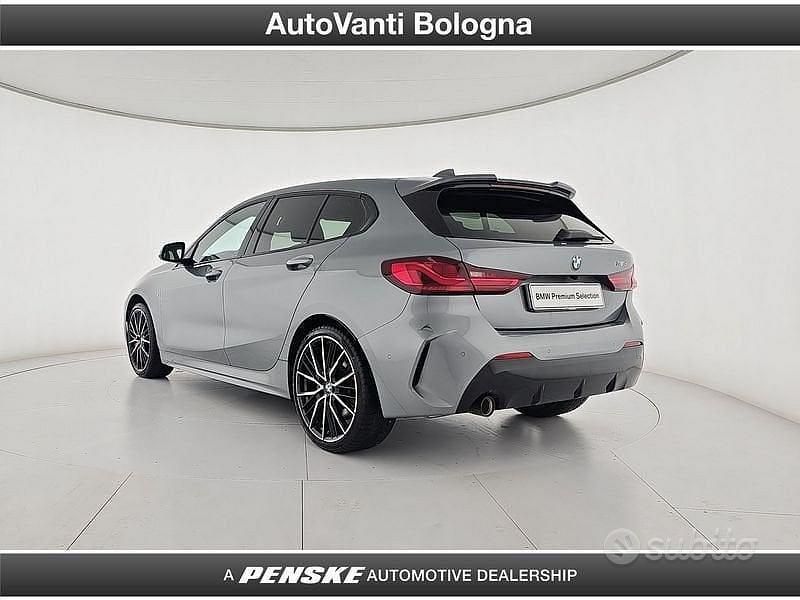 Usata BMW 116 M Sport 116 CV (85 kW) 2024 Grigio Utilitaria