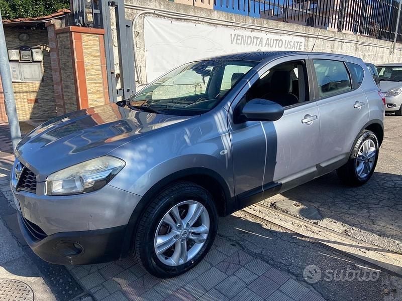 Usata Nissan Qashqai Tekna 110 CV (80 kW) 2012 Grigio SUV