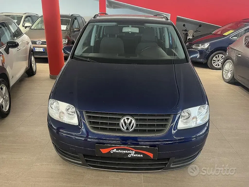 Usata VW Touran 105 CV (77 kW) 2005 Blu Monovolume