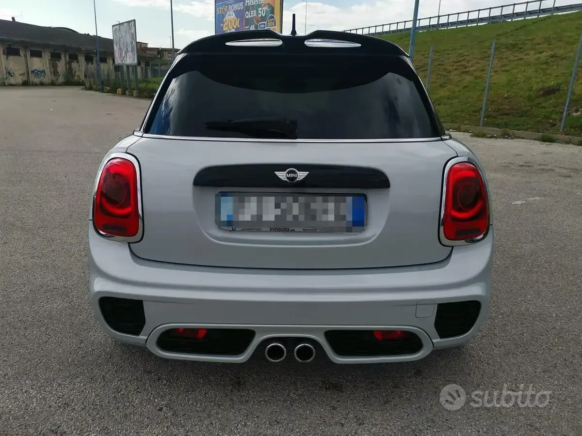 Usata Mini John Cooper Works 170 CV (125 kW) 2015 Grigio Utilitaria