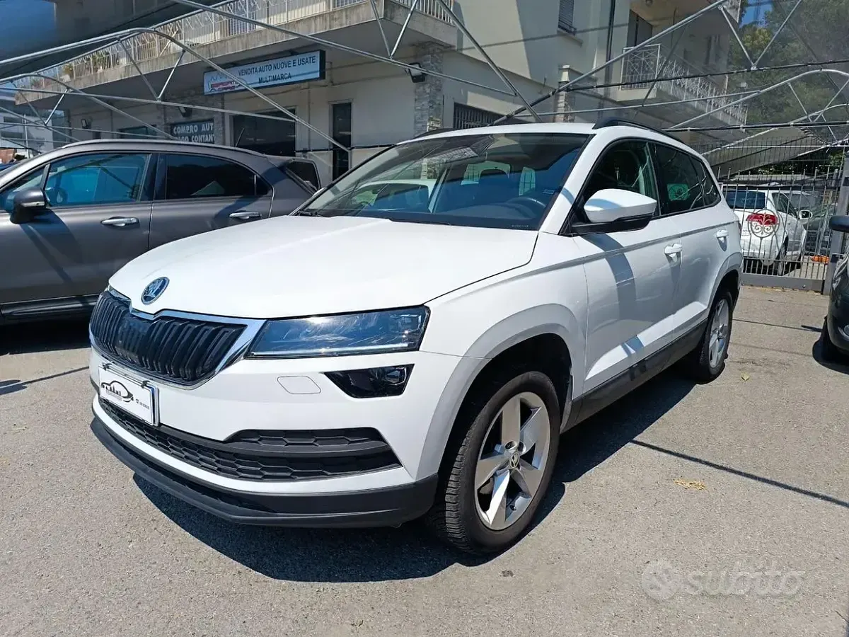 Usata Skoda Karoq Executive 116 CV (85 kW) 2019 Bianco SUV