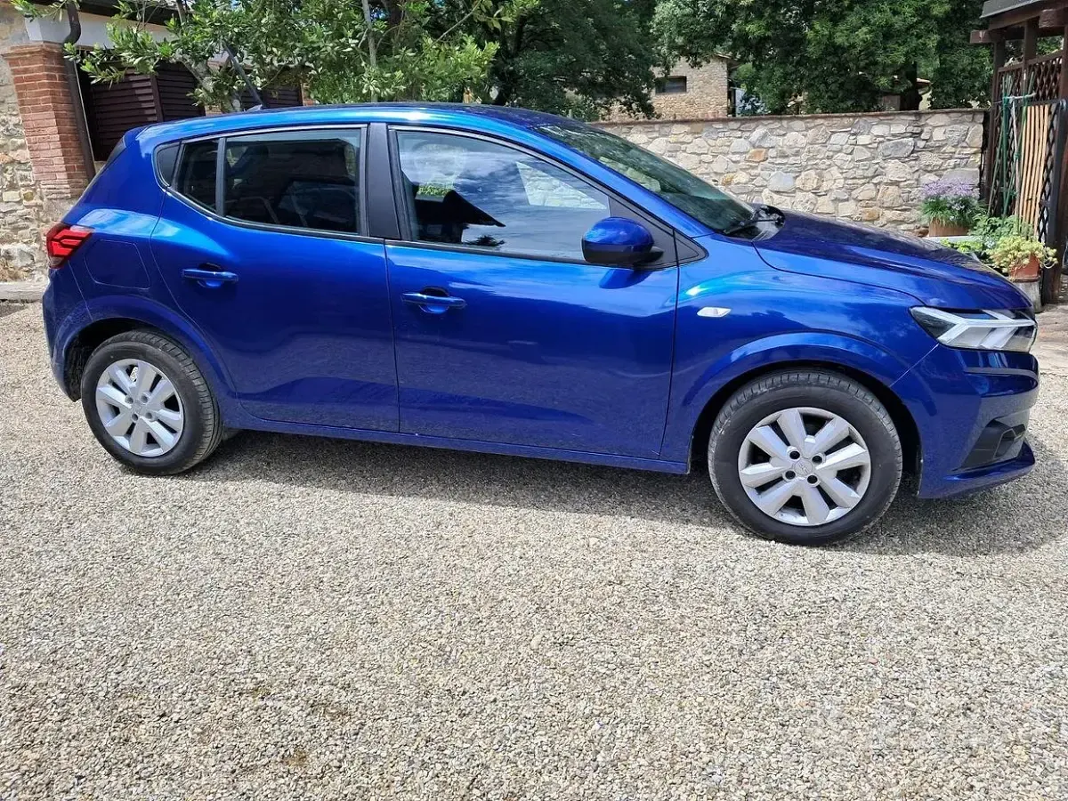 Usata Dacia Sandero 91 CV (66 kW) 2023 Blu Utilitaria