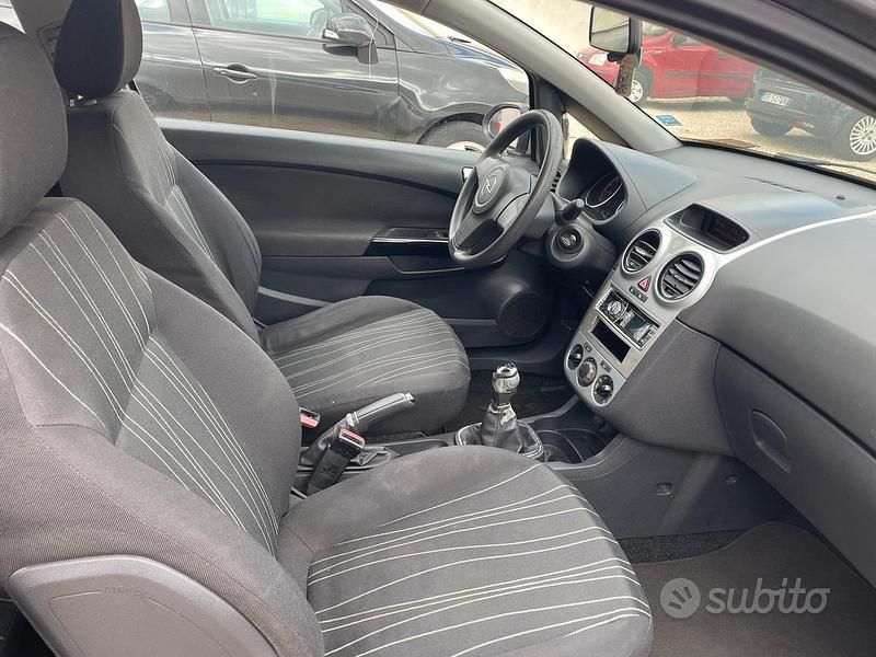 Usata Opel Corsa 2009 Grigio Utilitaria