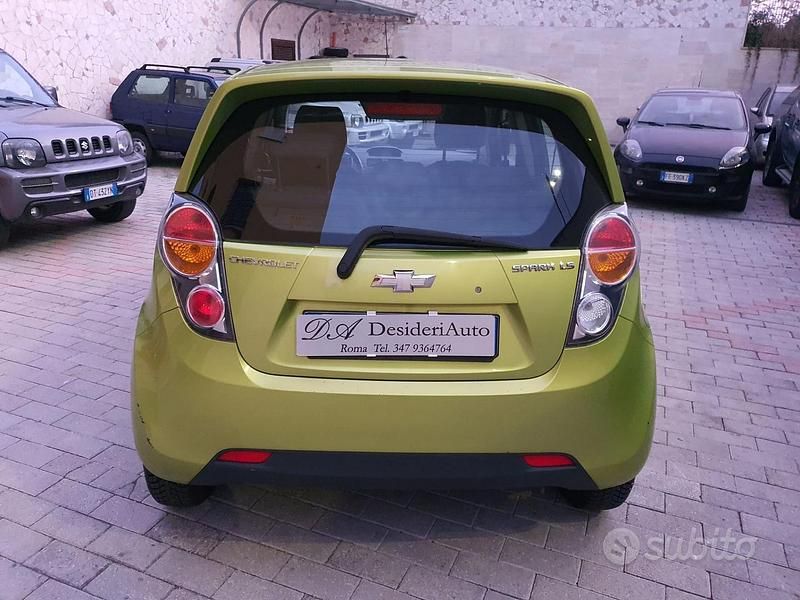 Verde Usata 2012 Chevrolet Spark Due volumi | 2950 € (Ottimo prezzo) - Immagine 1/4