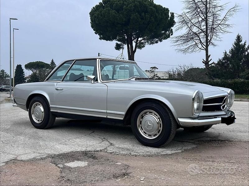 Usata Mercedes SL280 170 CV (125 kW) 1960 Cabrio