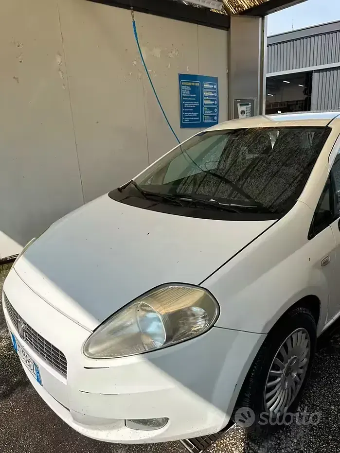 Usata Fiat Grande Punto 77 CV (56 kW) 2008 Utilitaria