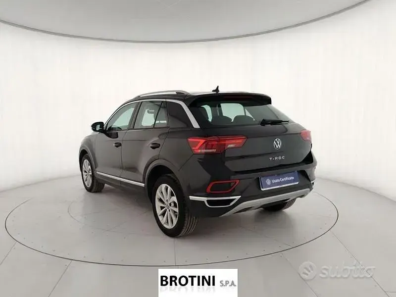 Usata VW T-Roc Style 116 CV (85 kW) 2023 Nero SUV
