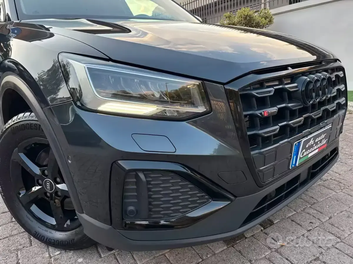 Usata Audi Q2 S-Line 150 CV (110 kW) 2022 Grigio SUV