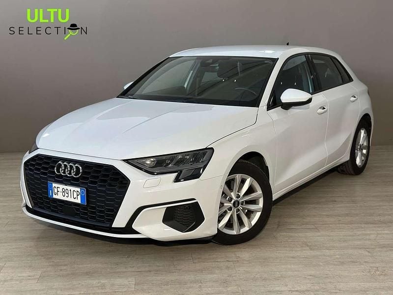 Bianco Usata 2021 Audi A3 Business Tre volumi | 18.990 € (Ottimo prezzo) - Immagine 1/4