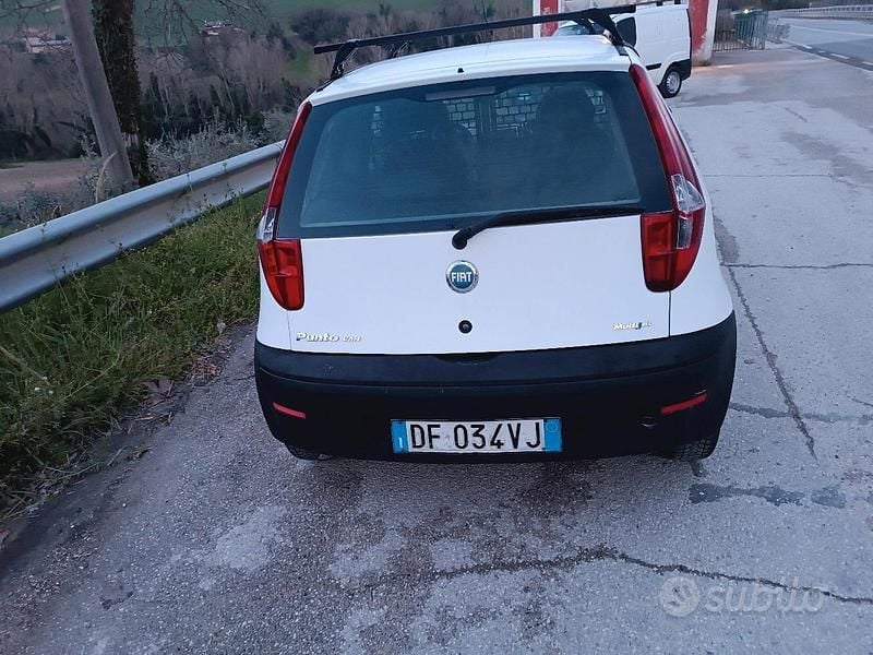 Usata Fiat Punto 2006 Bianco Utilitaria