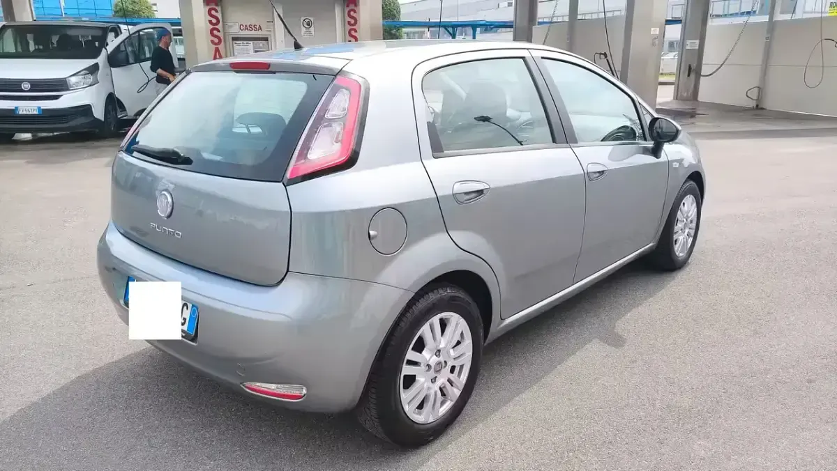 Occasion Fiat Punto Easy 85 ch (62 kW) 2012 Gris Citadine