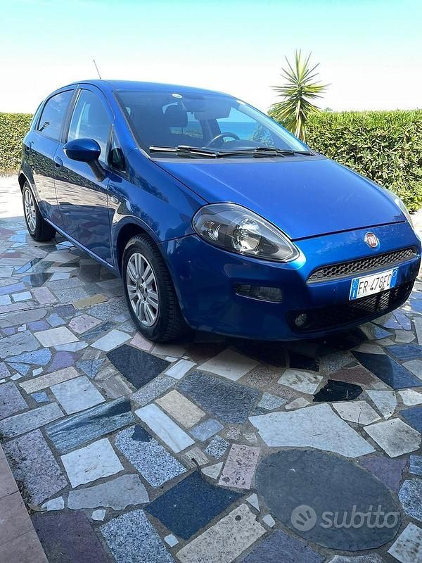 Usata Fiat Grande Punto 2013 Blu Utilitaria